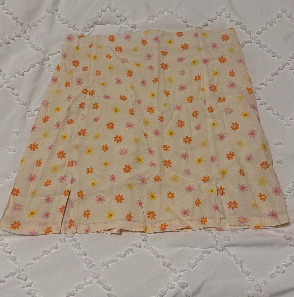 Elodie Floral Print Mini Skirt Size M